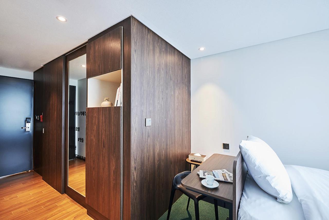 Jeju Pureun Hotel Seogwipo Eksteriør billede